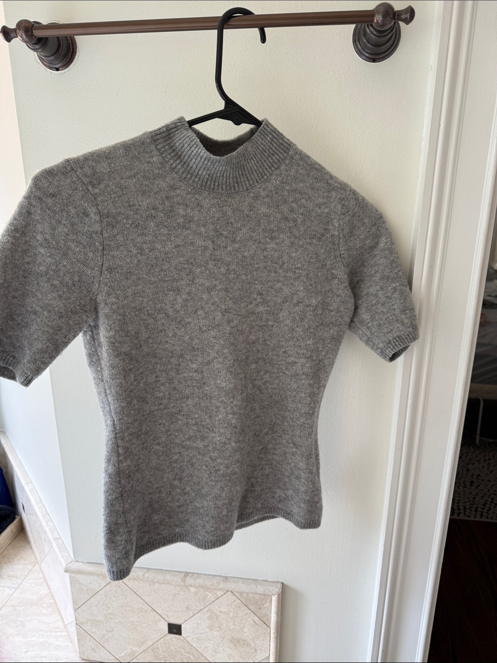 Women's Short-Sleeve Mock Neck Merino wool blend Sweater - Gray